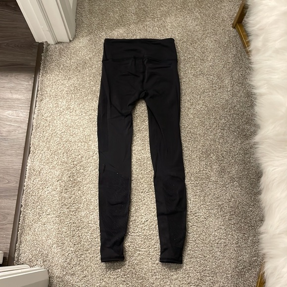 Lululemon Mesh Leggings - Picture 2 of 3